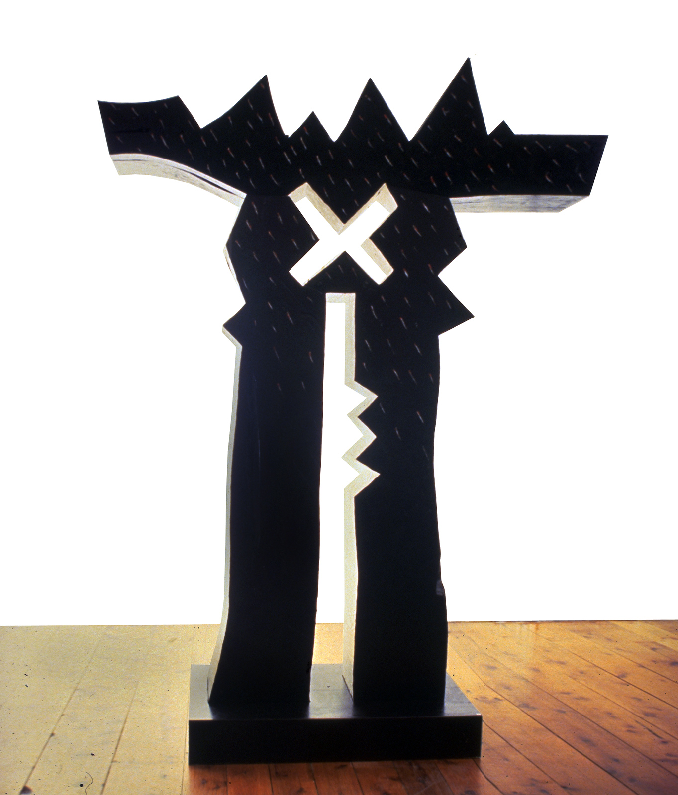 Cross Totem, 1988, sculpture by Adrian Mauriks.