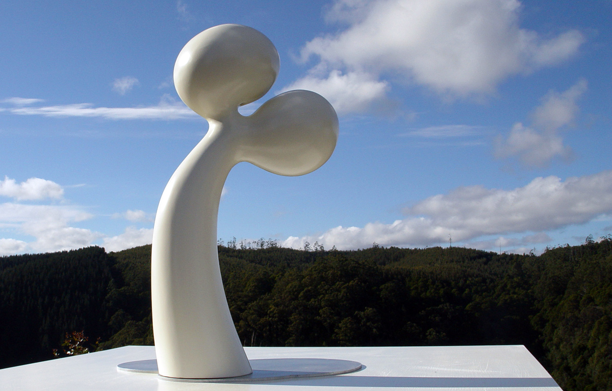 One, 2006, sculpture by Adrian Mauriks.